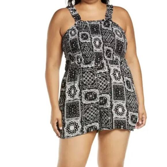 NEW BP Women’s Plus Size 4X Black Bandana Printed Romper Shorts - Picture 1 of 3